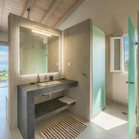 Evas Stone House * Kassiopi