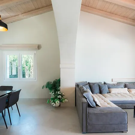 Evas Stone House Kassiopi