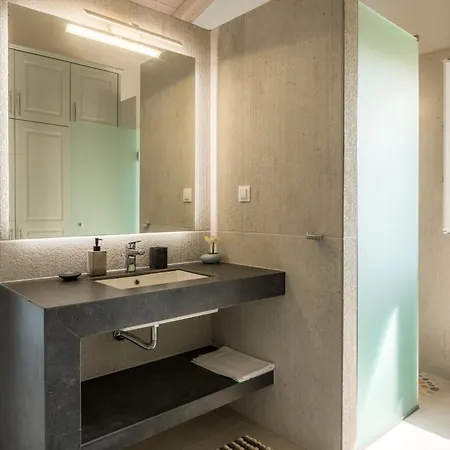 Evas Stone House * Kassiopi