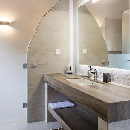 Villa Evas Stone House *