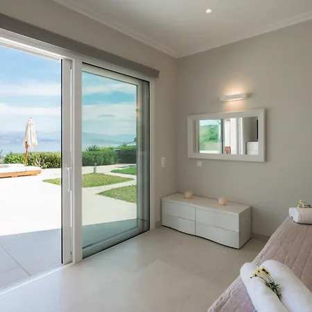 Evas Stone House Villa