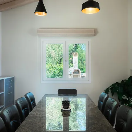 Evas Stone House Villa *