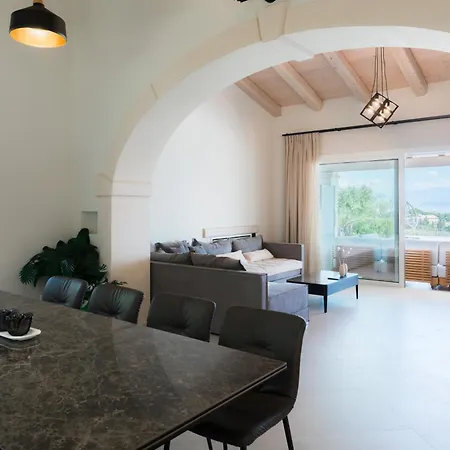 Vilă Evas Stone House Kassiopi