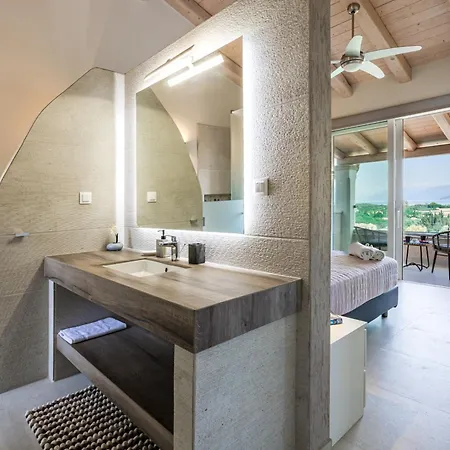 Evas Stone House