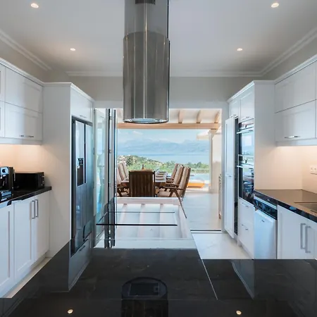 Evas Stone House Villa *
